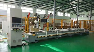 Κίνα 3 CNC άξονα μηχανή δρομολογητών, μηχανή 380V 50HZ παραθύρων αλουμινίου προμηθευτής