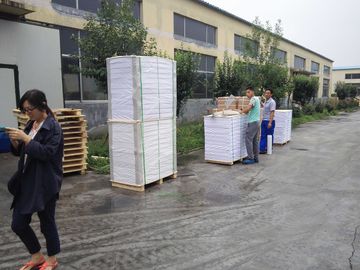 0.5mm αυτοκόλλητο άκαμπτο διαφανές PET φύλλο PVC ταινιών τοπ για το λεύκωμα/το αυτοκόλλητο PVC προμηθευτής